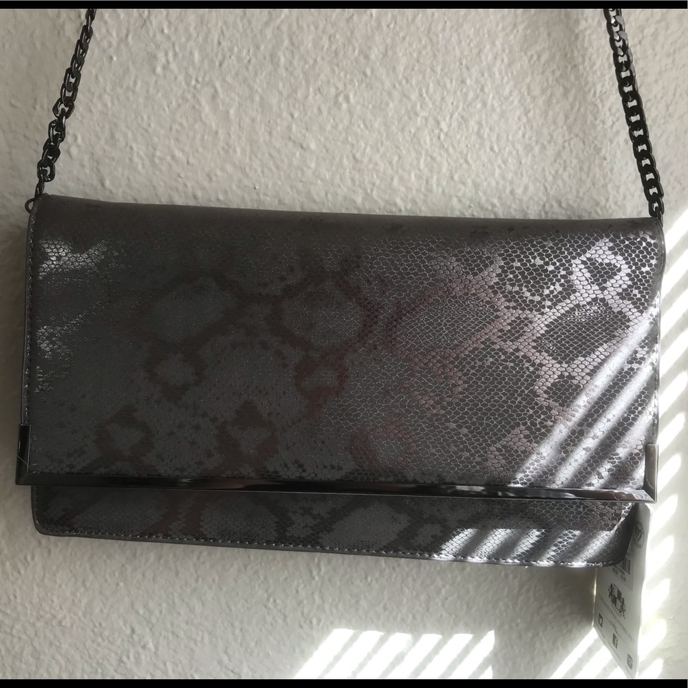 Crossbody/clutch
